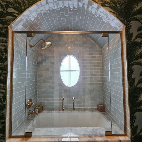 Orlando custom glass shower doors 