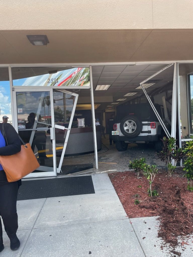 Orlando Commercial Glass Window Storefront Emergency Repair Replacement